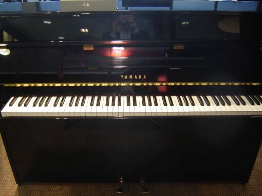 2004 Yamaha Upright Piano C-109 - (Yamaha B1 Replacement) - Image 3