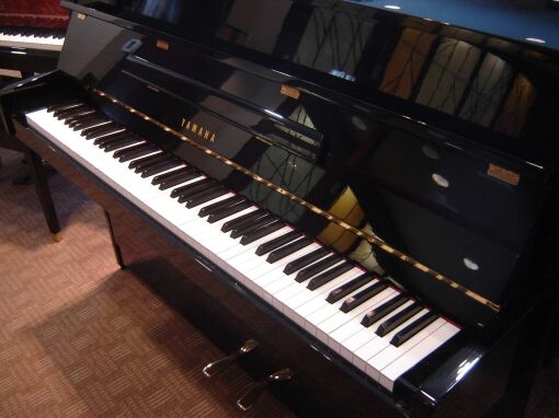 2004 Yamaha Upright Piano C-109 - (Yamaha B1 Replacement) - Image 4