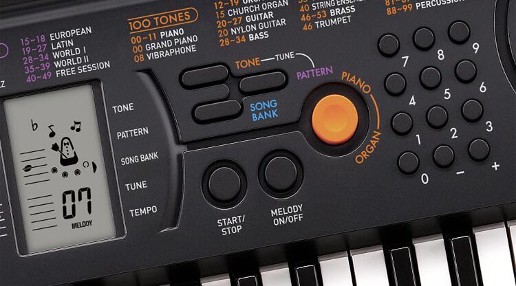 Casio SA-76 Mini Keyboard Review & Demo - 44-Keys 100 Sounds 10
