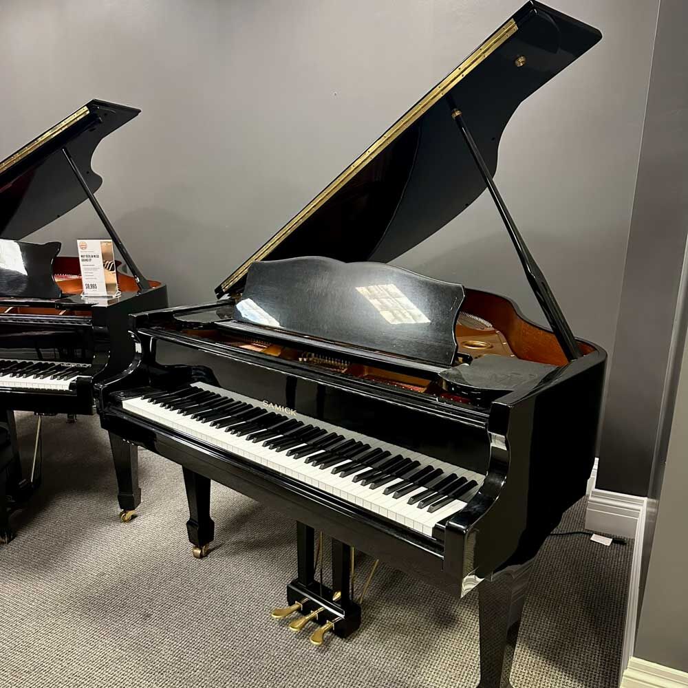 Samick SIG50 Grand Piano Right Angle