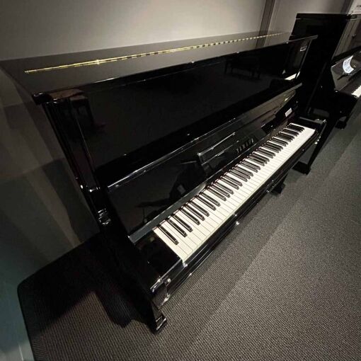 Yamaha U10A Left Angle
