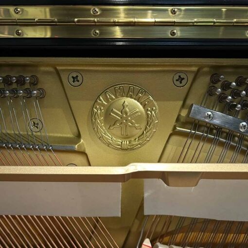 Yamaha U10A Inside Badge
