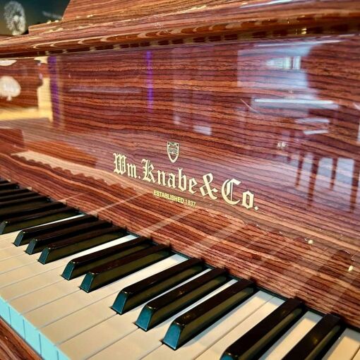 WM Knabe WG54 Grand Piano Front Logo