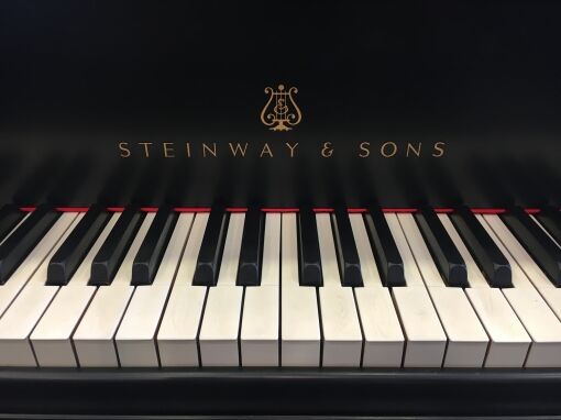 Used Steinway Model M Grand Piano - *GENUINE STEINWAY* - Image 2