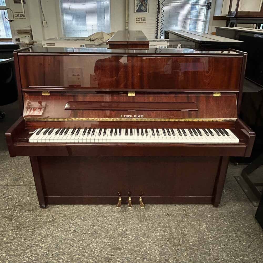 Rieger Kloss 118 Moderna Upright Piano Front Angle