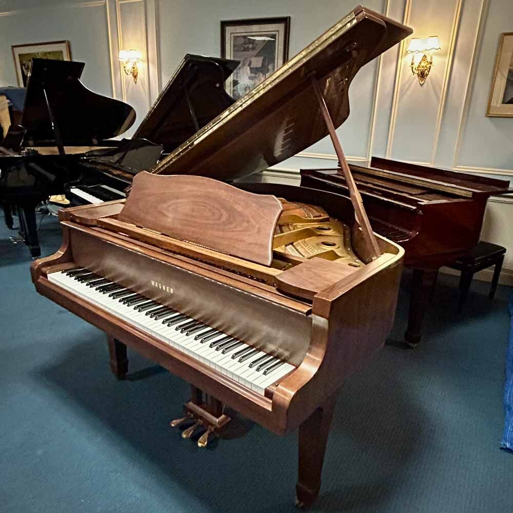 Wagner G157 Grand Piano Right Angle