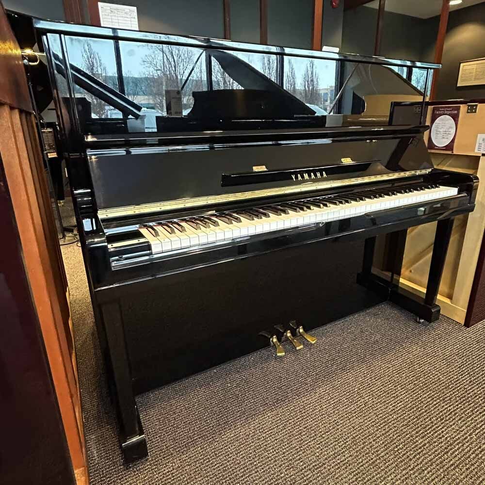 Yamaha U10A Upright Piano Left Angle