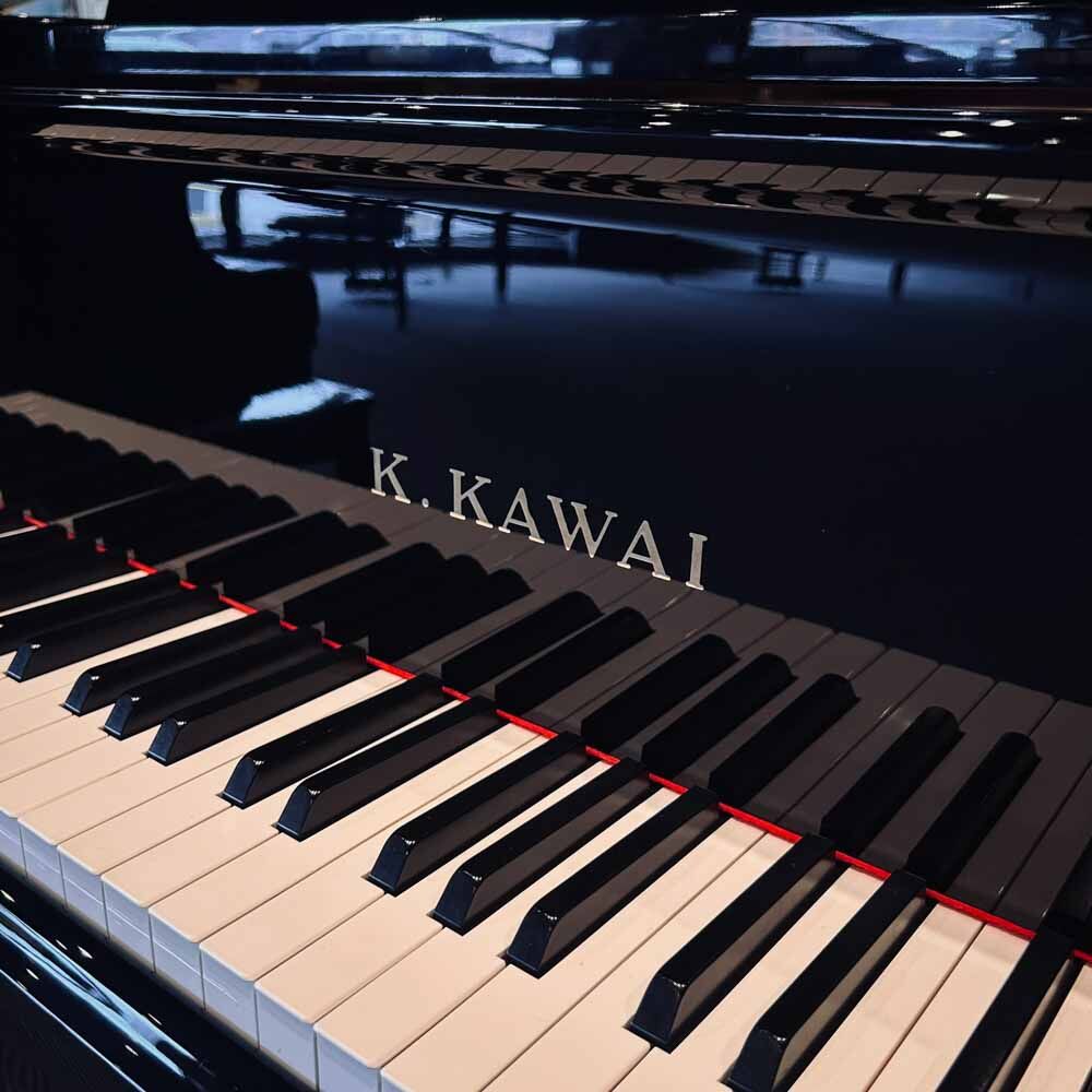 Kawai RX1 Grand Piano Front Logo