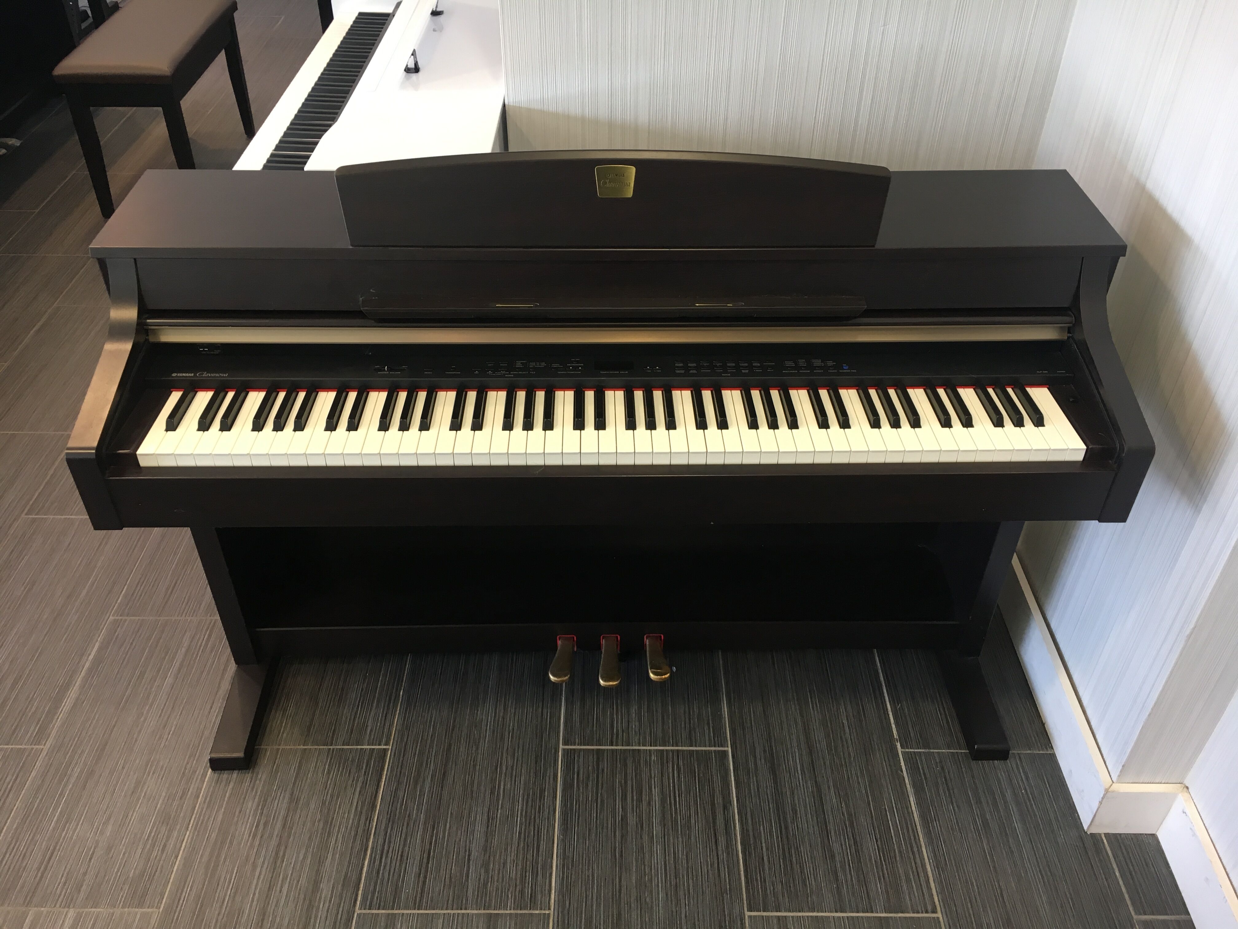 Used Yamaha CLP-340 Digital Piano - Merriam Music