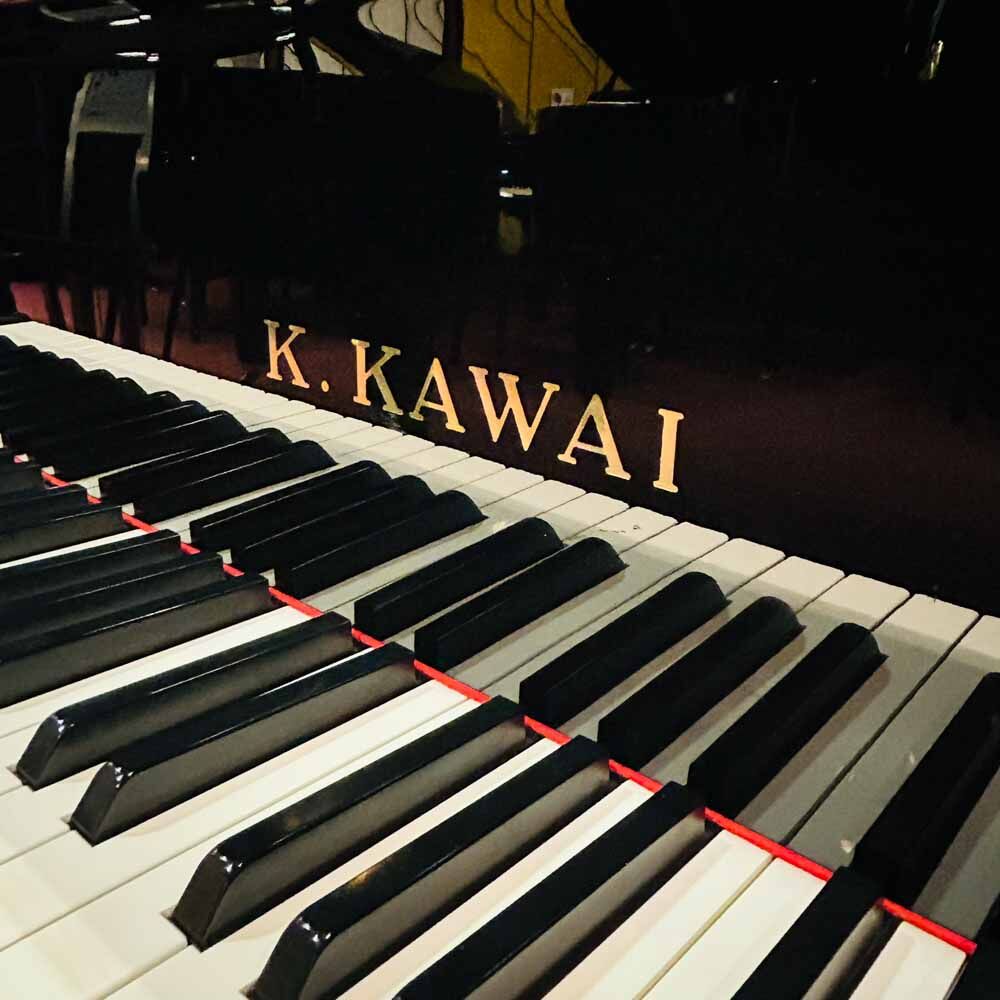 Kawai RX3 Grand Piano Front Logo