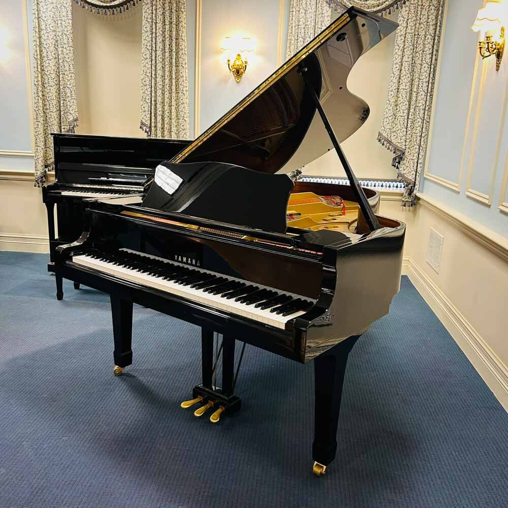 Yamaha C5 Grand Piano Right Angle