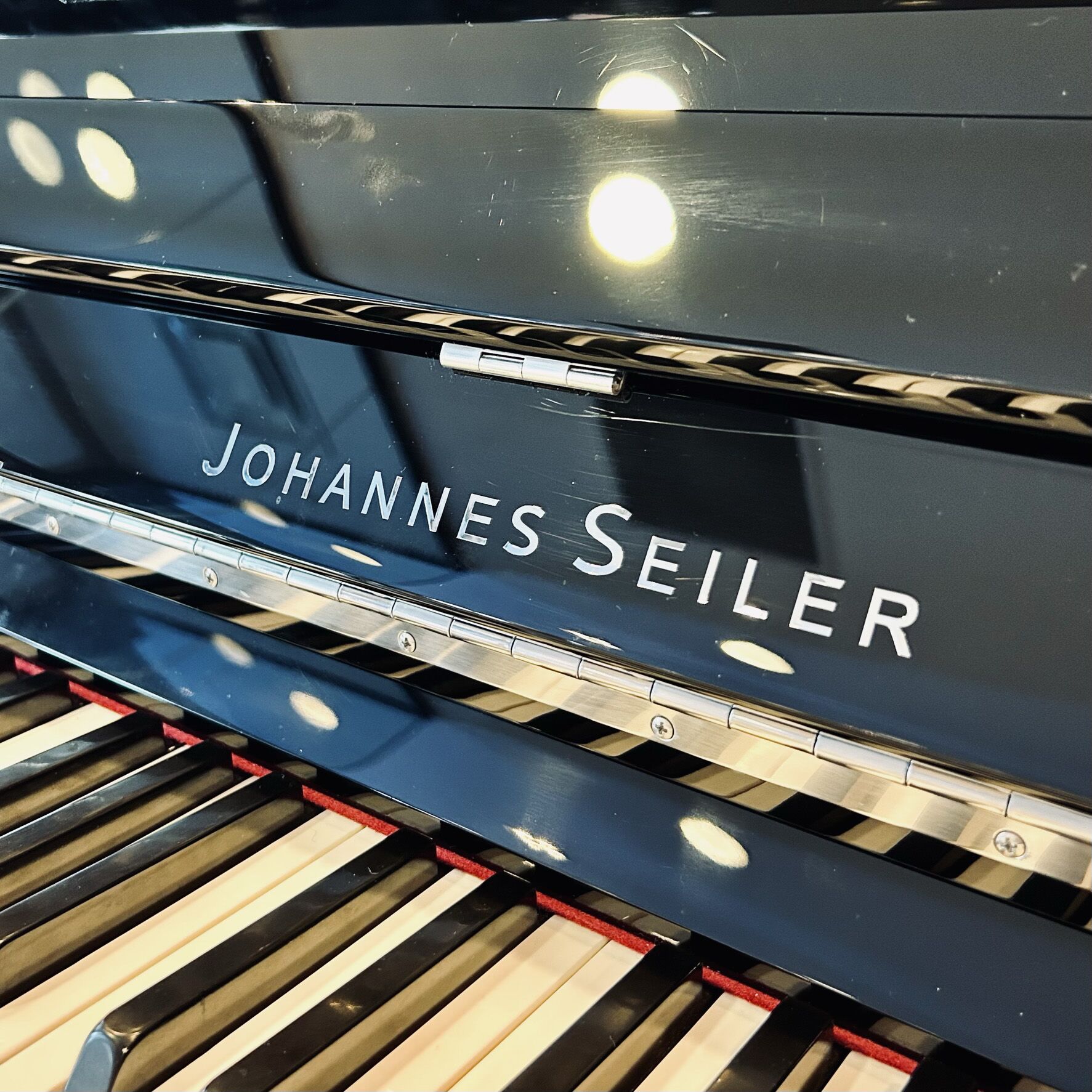 Johannes Seiler GS122 Upright Piano - Image 4